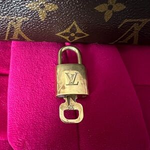 Louis Vuitton Lock & Key #305